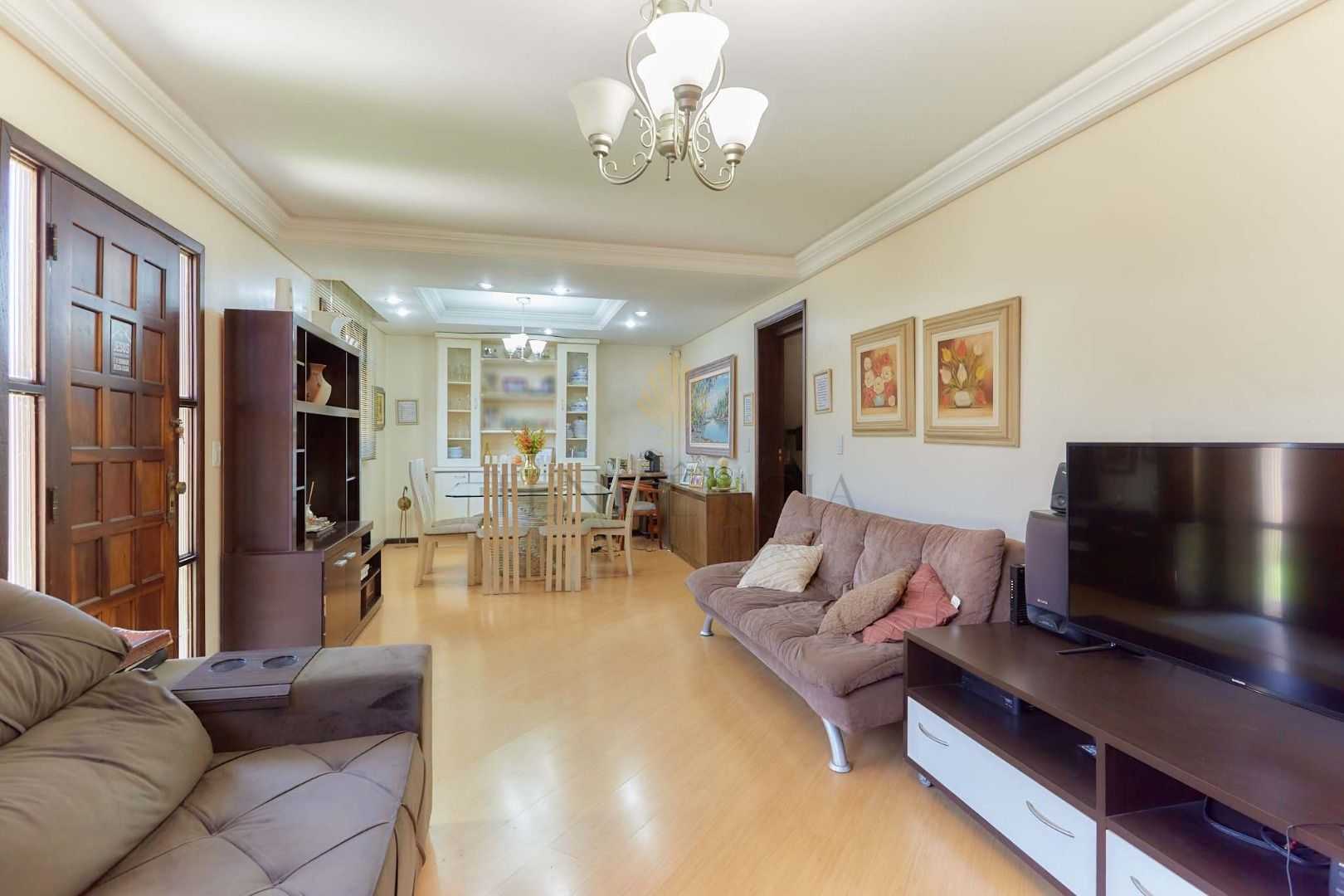 Sobrado com 3 quartos à venda, 175,47 m2, Santo Inácio - Curit...