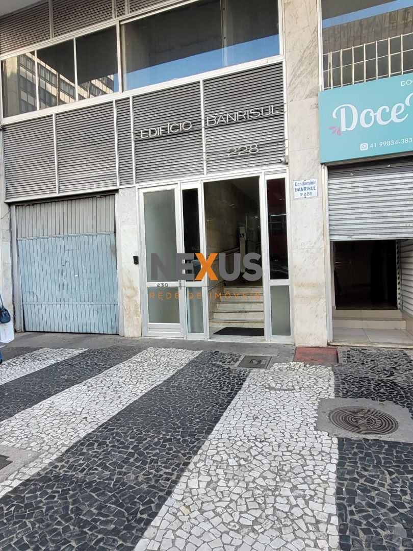 Sala em prédio central, seguro para trabalhar.