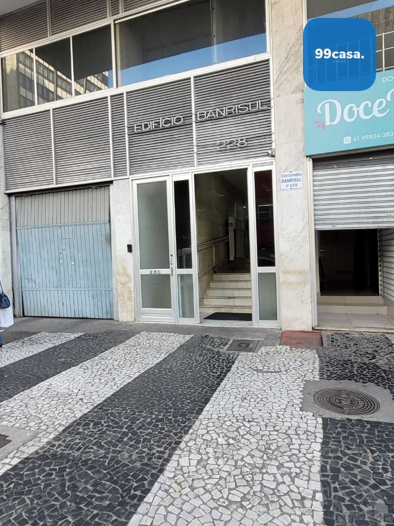 Sala em prédio central, seguro para trabalhar.