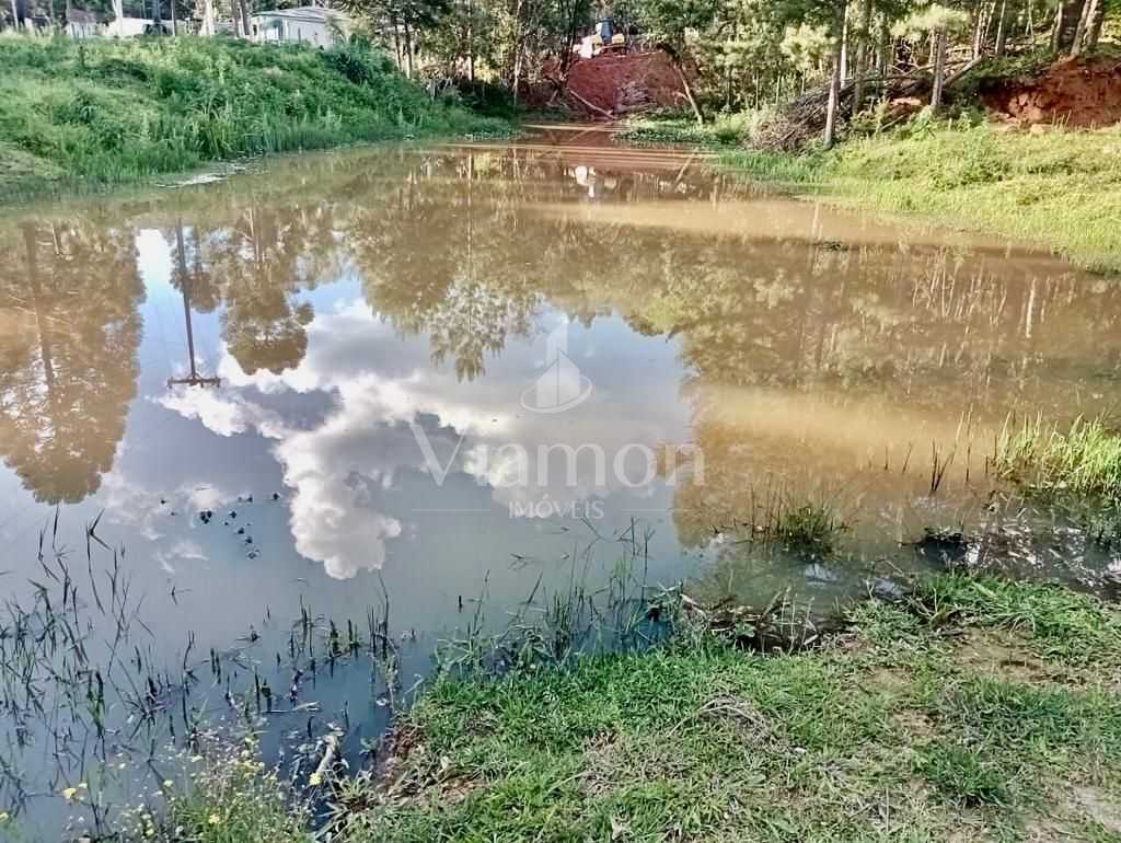 Chácara de 22.290m  em Campo Largo  Refúgio no Campo com Fácil...
