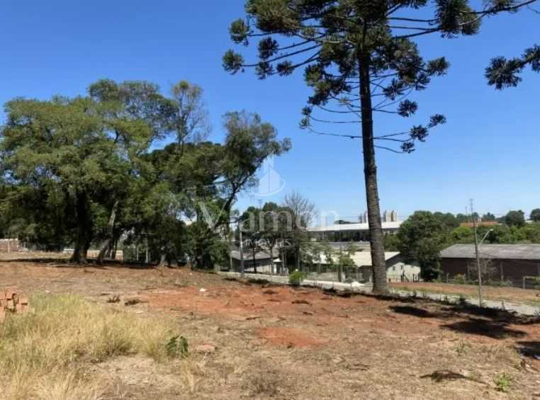 Terreno Comercial Estratégico no CIC com 2.000m    Localização...