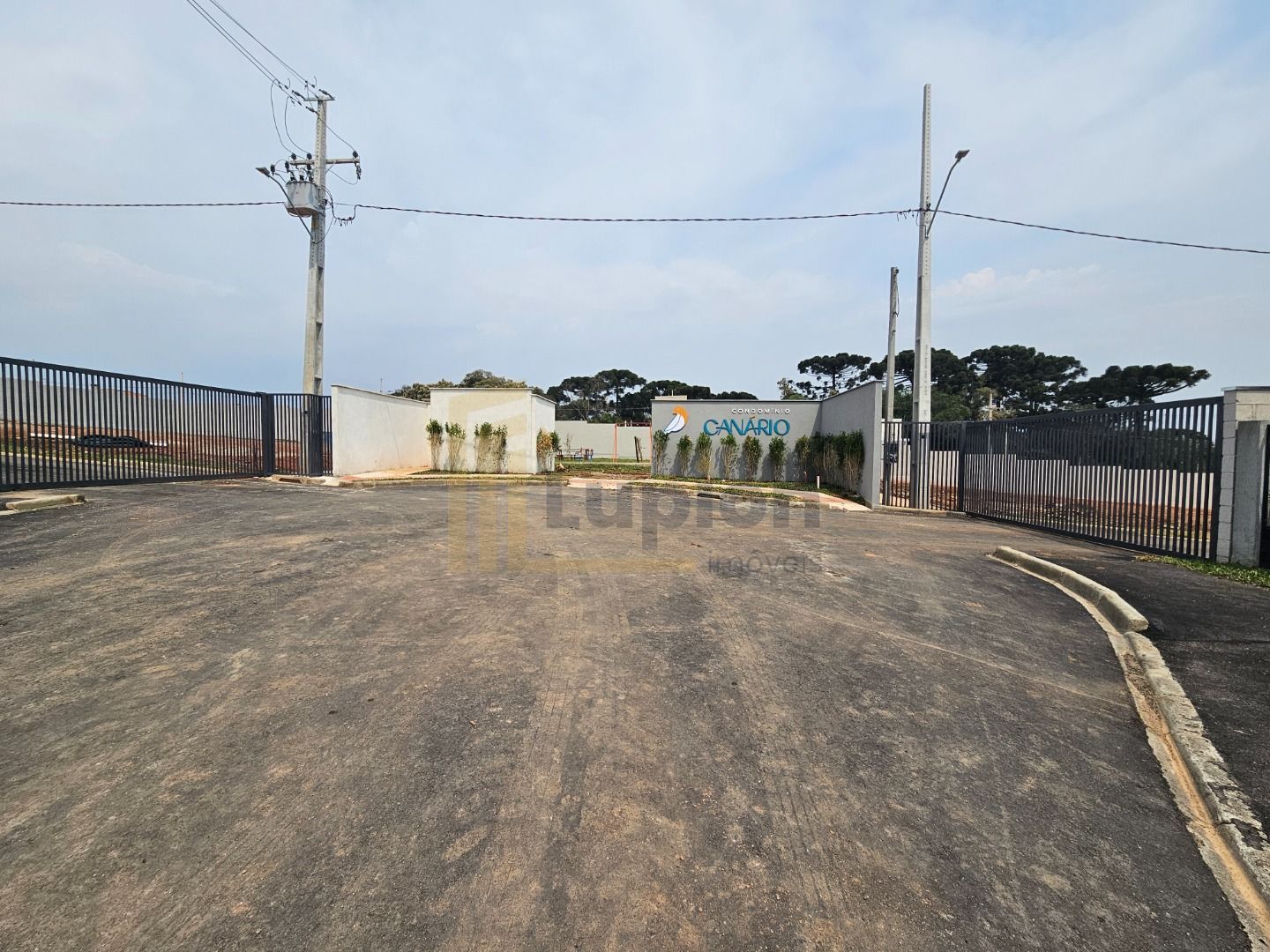 Terreno 139,8m  em Condomínio Fechado no Capela Velha  Seguran...