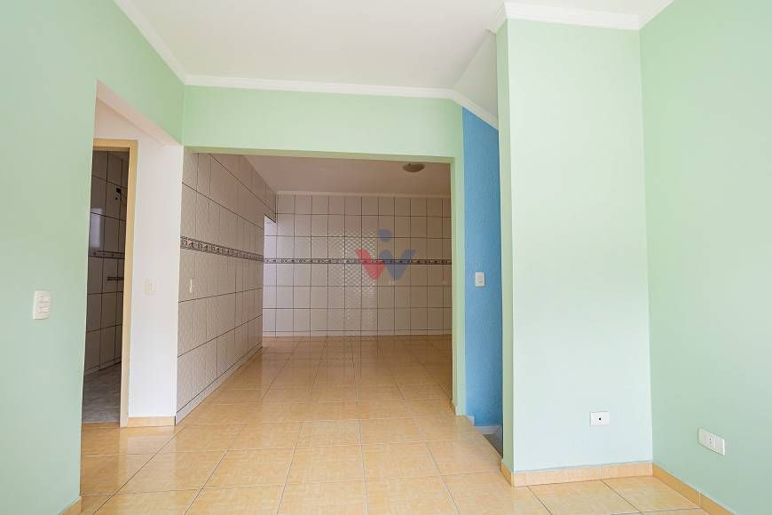 Sobrado com Loja à Venda em Curitiba, More e Empreenda no Mesm...