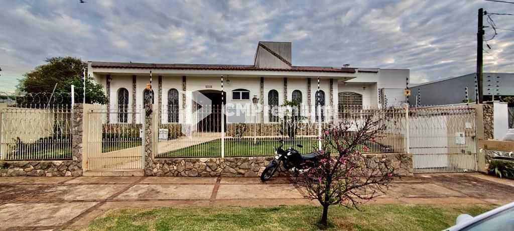 Espetacular Casa de 440m  com 4 Suítes em Terreno de 640m   Lo...