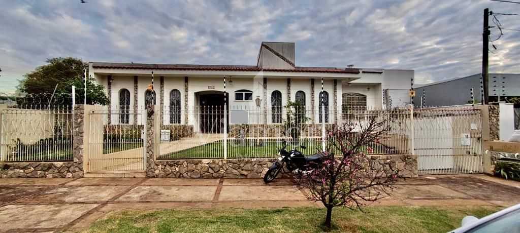 Espetacular Casa de 440m  com 4 Suítes em Terreno de 640m   Lo...