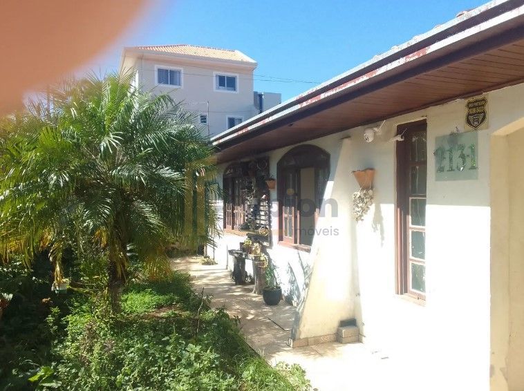 Terreno 360m  com casa para reforma em localização privilegiad...