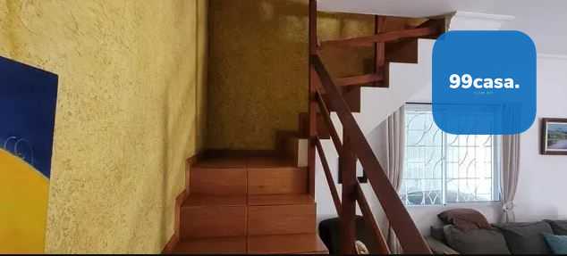 Excelente Casa à Venda a 80m do Parque Jardim Botânico  4 Quar...