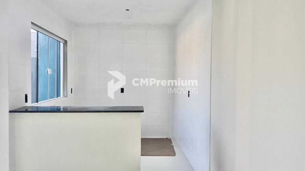 Linda Casa à Venda com 2 Quartos e Excelente Localização  Conf...