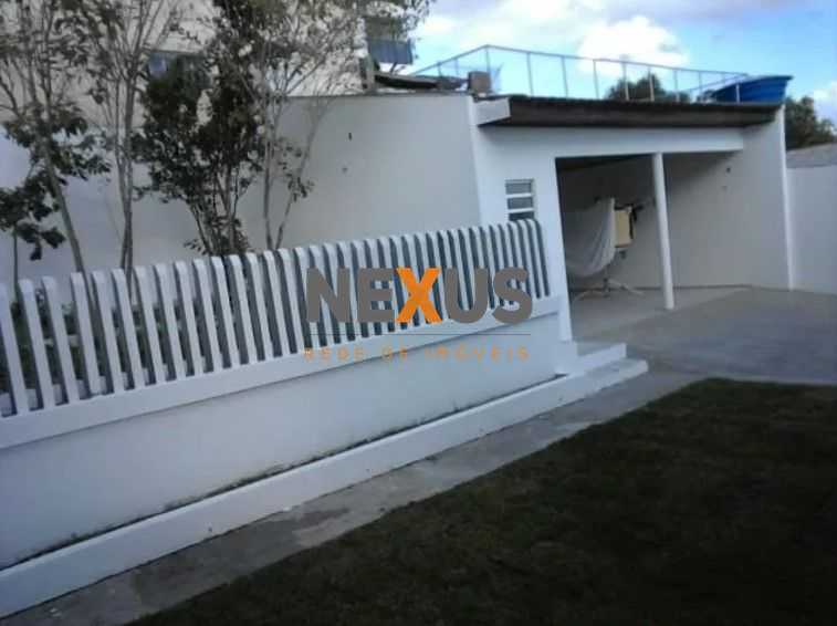 Sobrado 212m  com suíte, sala de festas, churrasqueira e amplo...