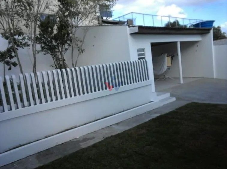 Sobrado 212m  com suíte, sala de festas, churrasqueira e amplo...