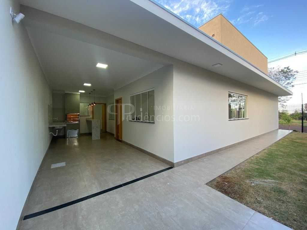 Casa à Venda no Recanto dos Magnatas  3 Dormitórios com Suíte ...