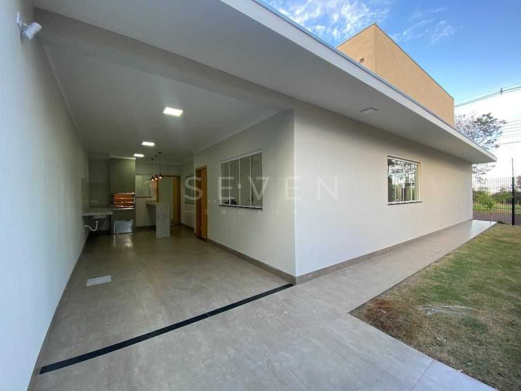 Casa à Venda no Recanto dos Magnatas  3 Dormitórios com Suíte ...