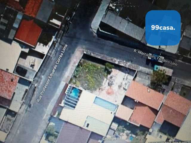 Terreno de Esquina em Curitiba  Perfeito para Construção ou In...