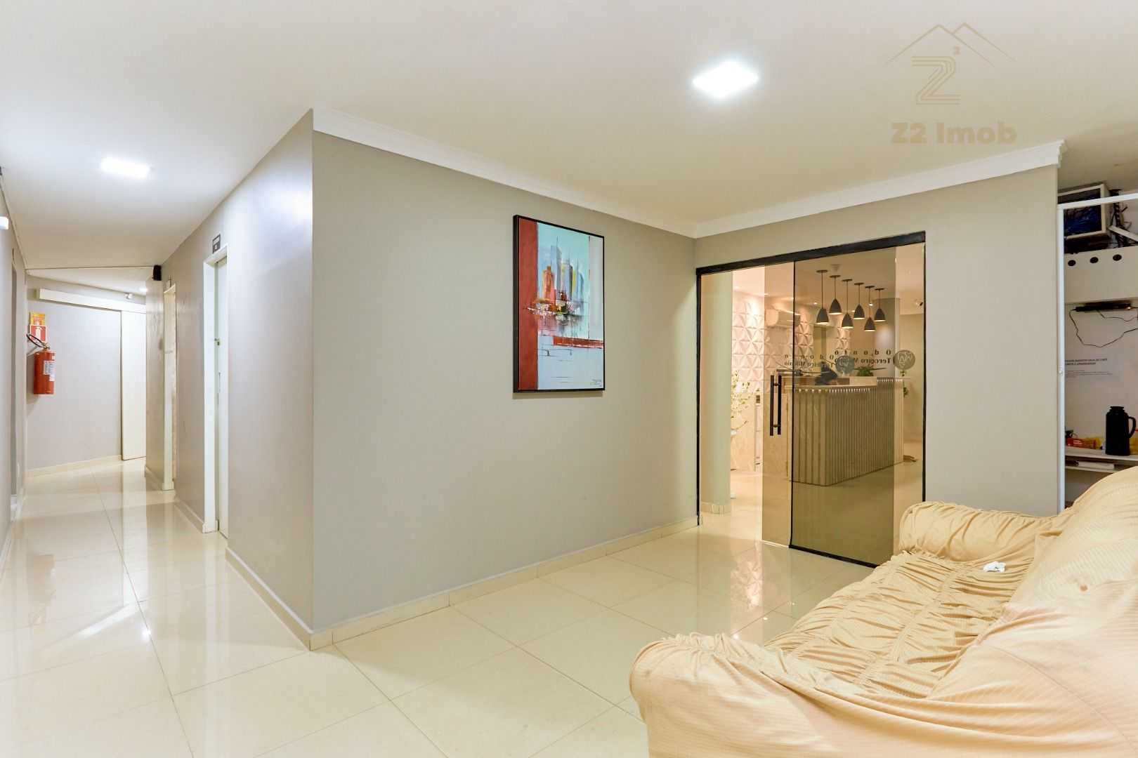 Prédio Comercial de Prestígio no Coração de Curitiba  850 m 