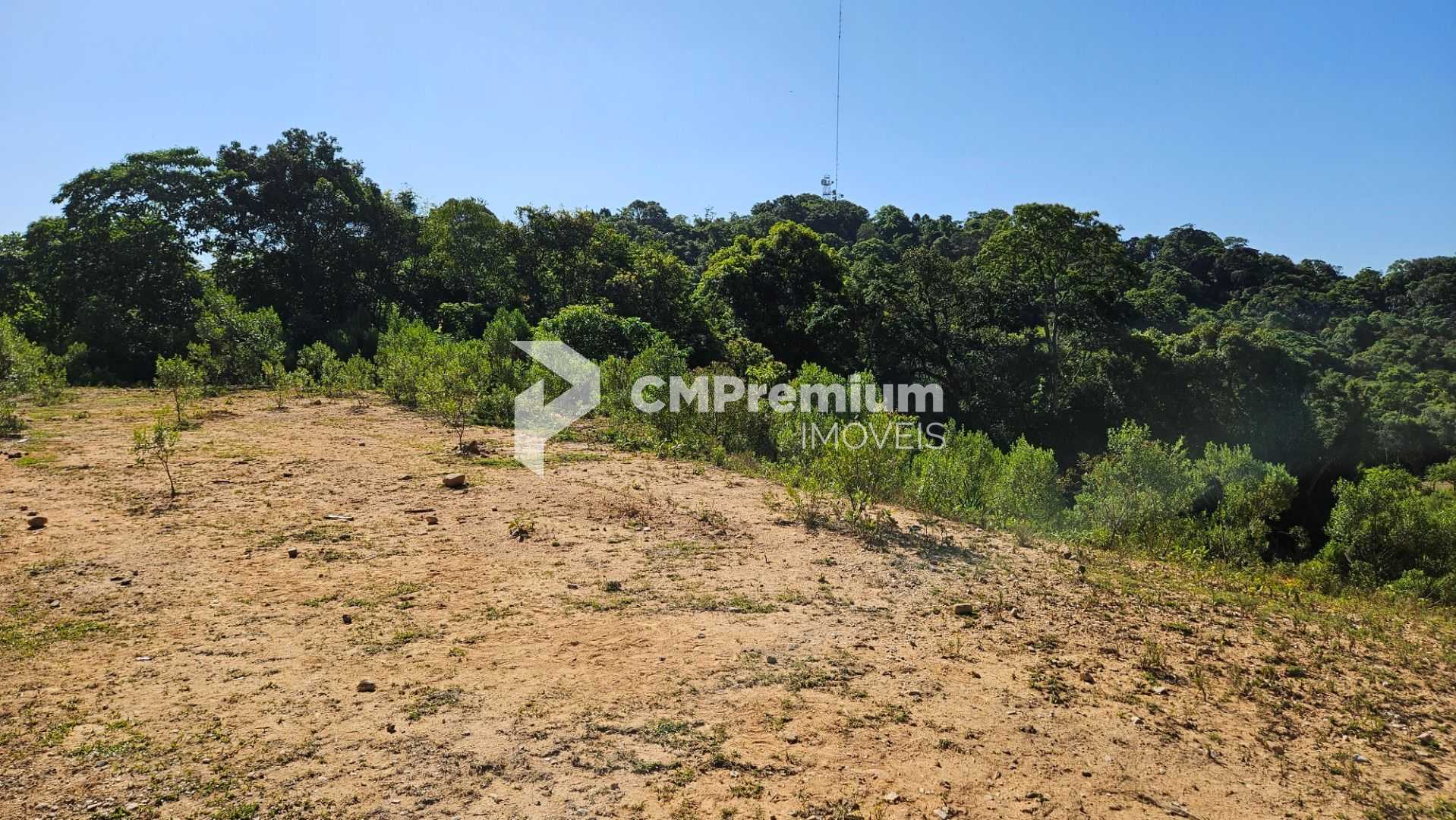 Terreno de 4.361m  com córrego e vista incrível  Refúgio na na...