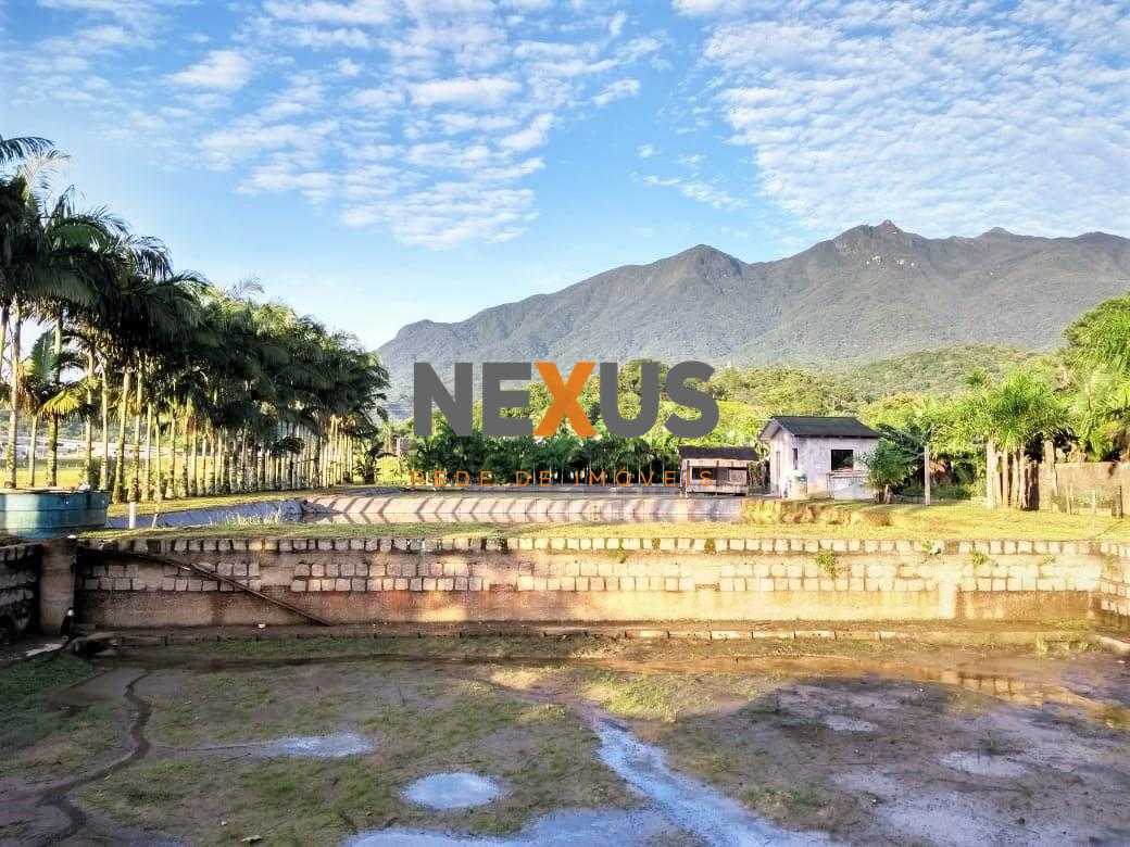 Terreno 9.353 m  em Garuva SC com acesso à BR-101  Ideal para ...