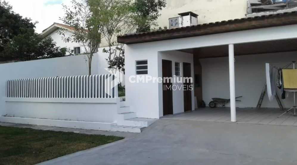 Sobrado 212m  com suíte, sala de festas, churrasqueira e amplo...