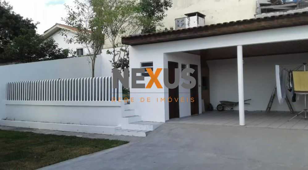 Sobrado 212m  com suíte, sala de festas, churrasqueira e amplo...