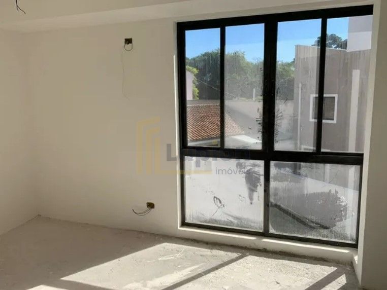 Sobrado Novo à Venda no Boa Vista  3 Quartos, Terraço e Jardim...