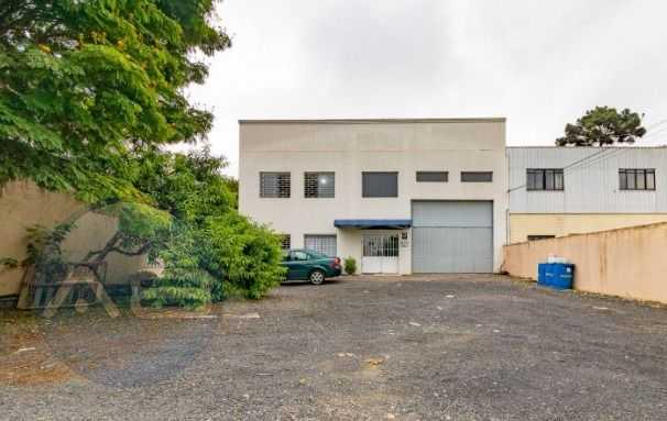 Barracão 550m  no Boqueirão  Espaço Amplo e Estrutura Completa...