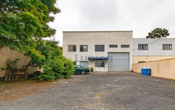 Barracão 550m  no Boqueirão  Espaço Amplo e Estrutura Completa...