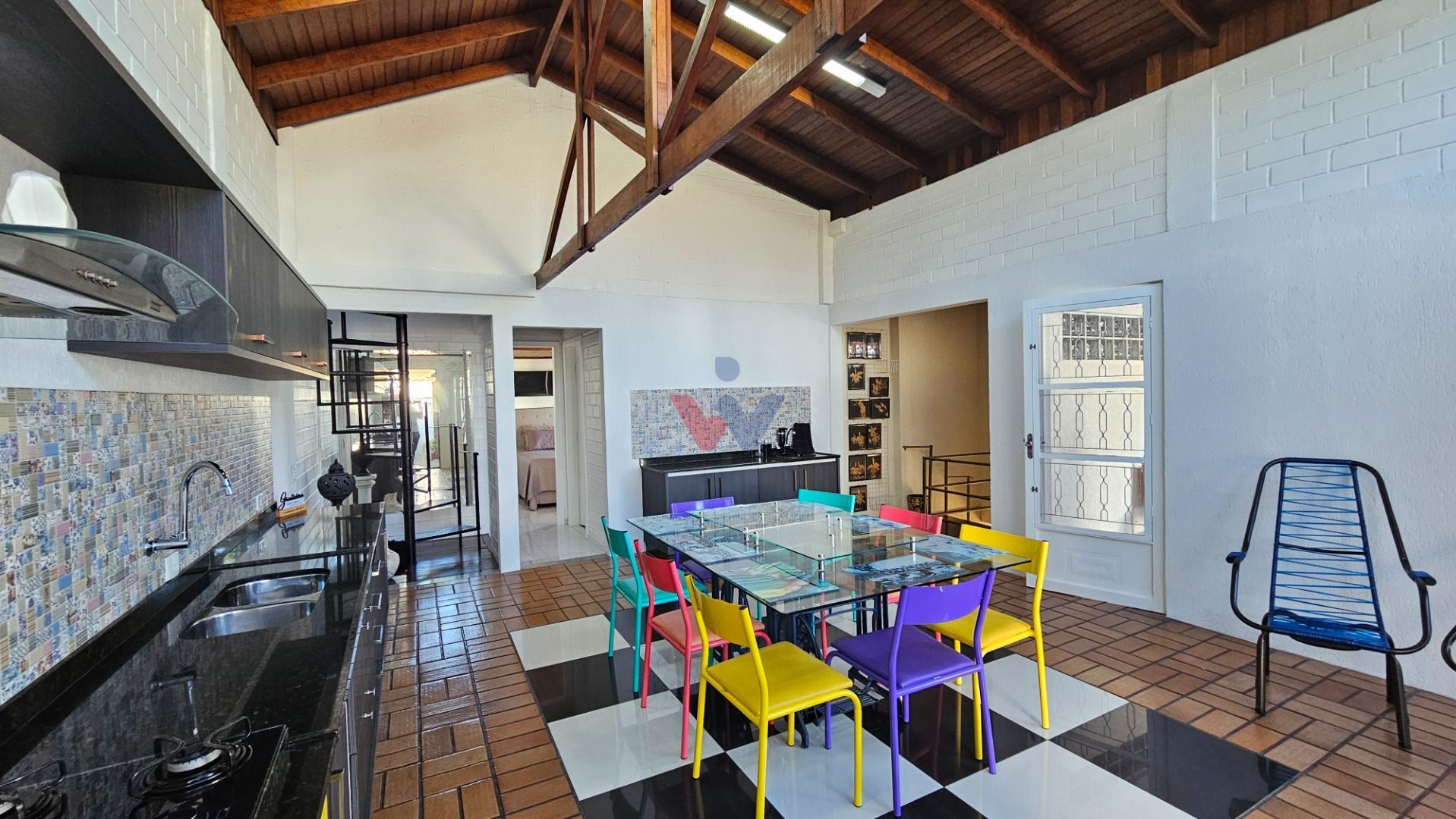 Ótima casa à venda em Araucária  3 quartos, suíte, garagem e a...