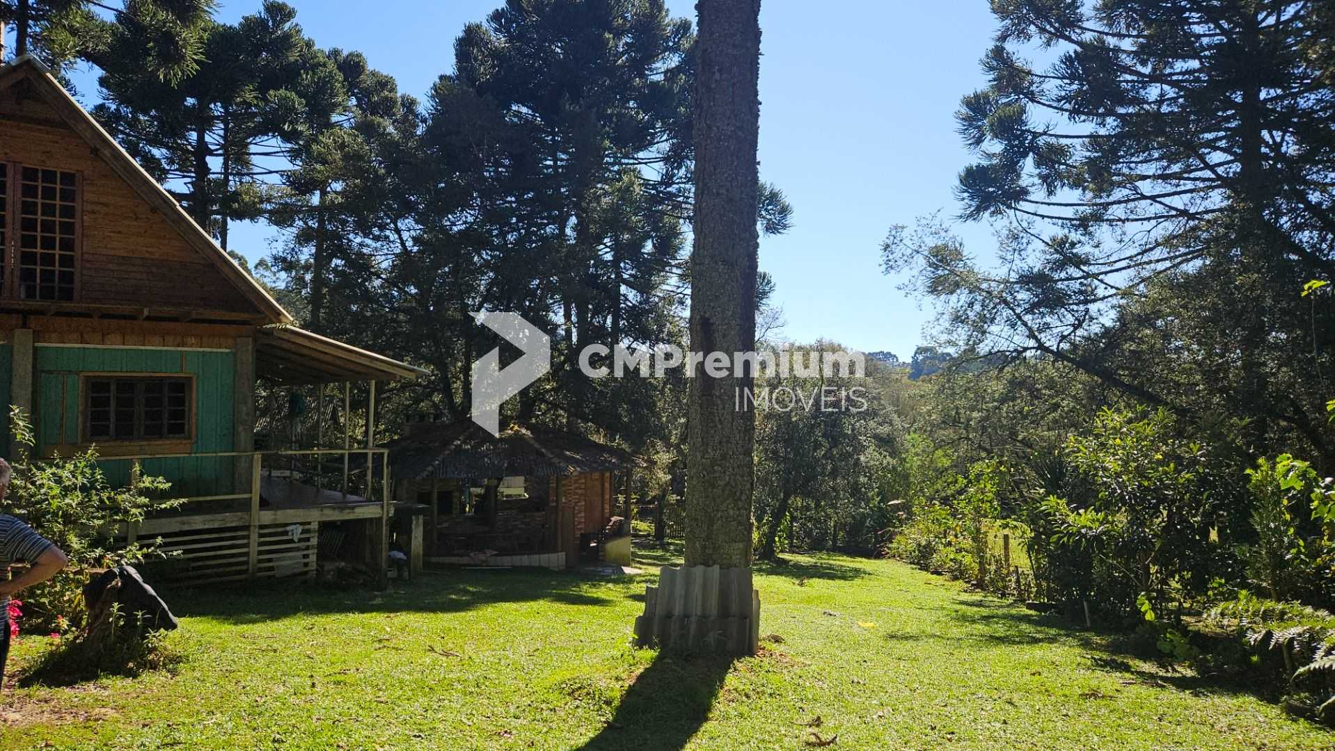 Refúgio à beira do Rio Maurício  Propriedade de 3.700 m  em M...