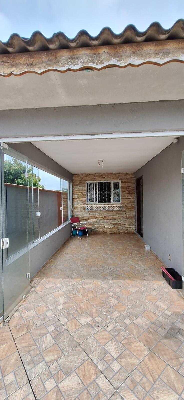 Espaçoso Imóvel à Venda na Fazenda Rio Grande  2 Dormitórios e...