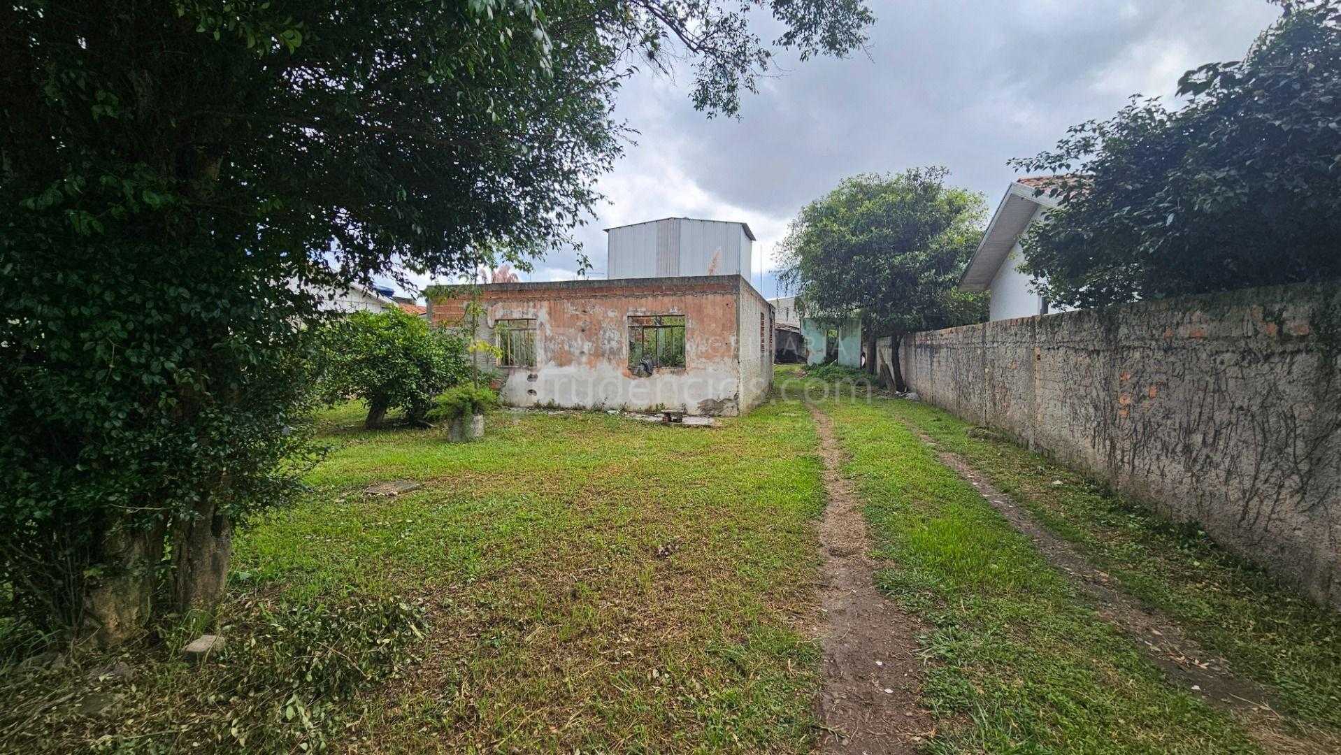 Terreno de 626m  plano próximo ao Terminal do Boqueirão