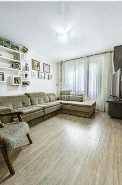 Triplex Espaçoso em Condomínio Fechado Próximo ao Colégio Adve...