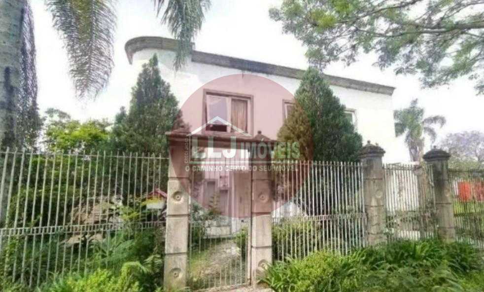 Casa de 350 m  para finalizar reforma em rua tranquila entre Batel e Parque Barigui