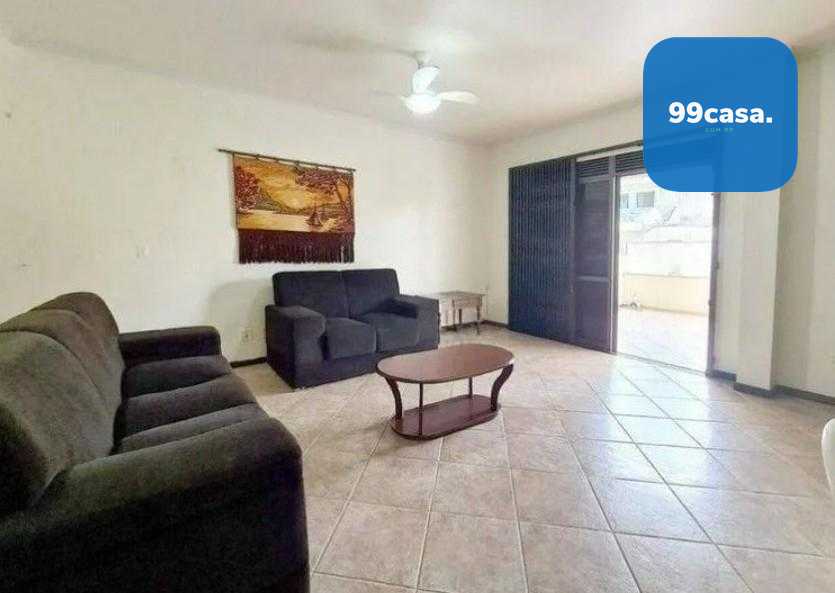 Casa Espaçosa com 4 Quartos, Piscina e Área de Festas  Localiz...