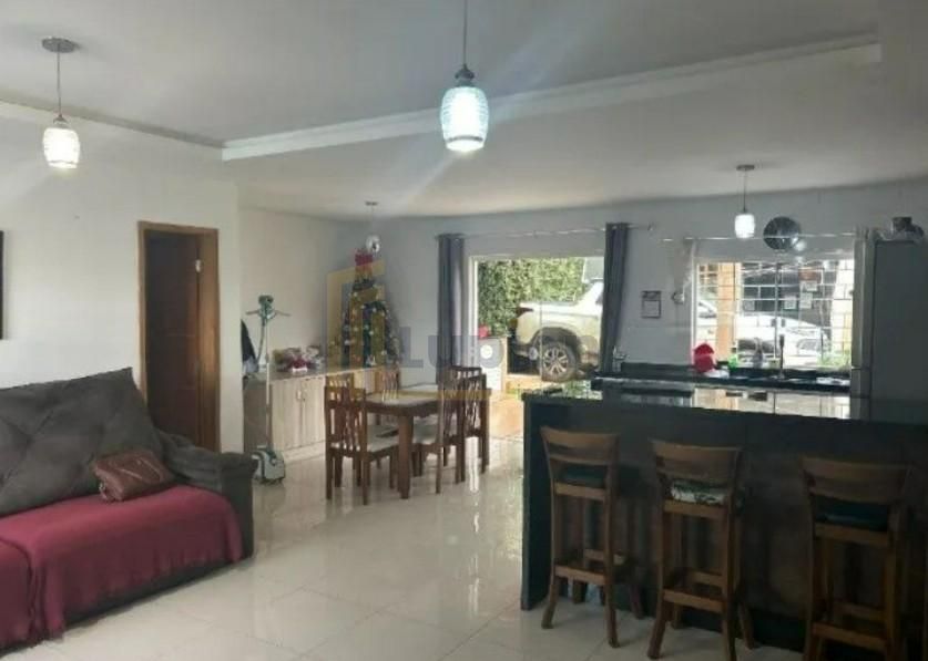 Excelente Casa de Condomínio à Venda no Bairro Alto  3 Quartos...