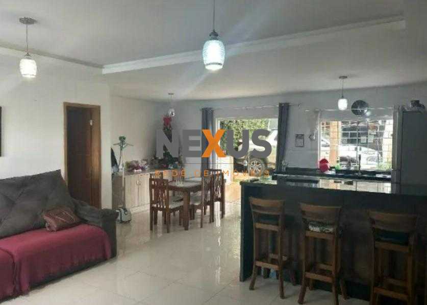 Excelente Casa de Condomínio à Venda no Bairro Alto  3 Quartos...