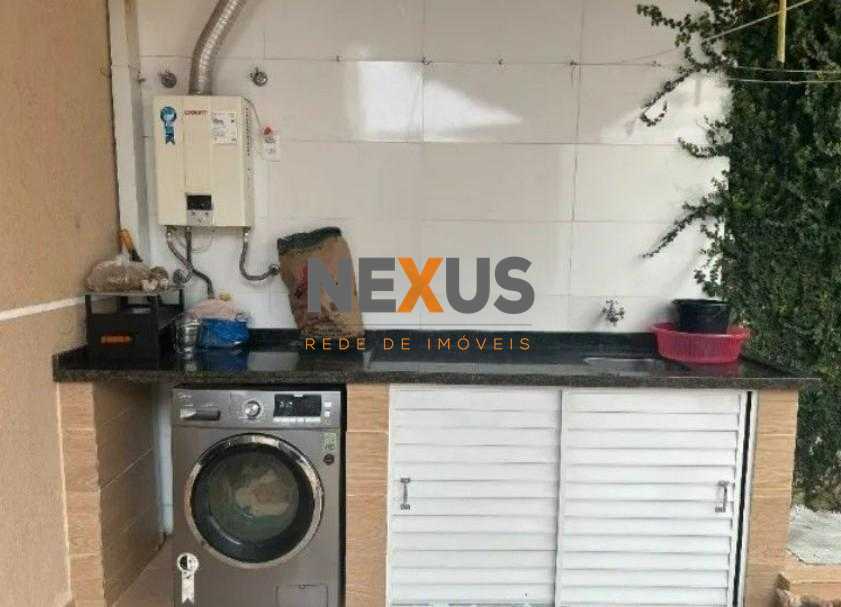 Excelente Casa de Condomínio à Venda no Bairro Alto  3 Quartos...