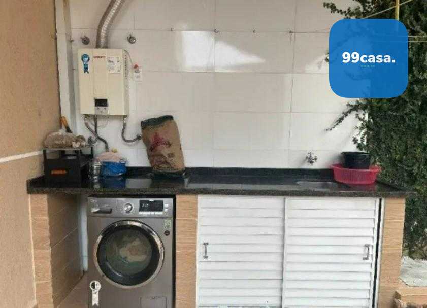 Excelente Casa de Condomínio à Venda no Bairro Alto  3 Quartos...