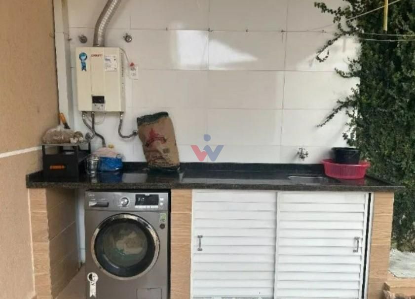 Excelente Casa de Condomínio à Venda no Bairro Alto  3 Quartos...