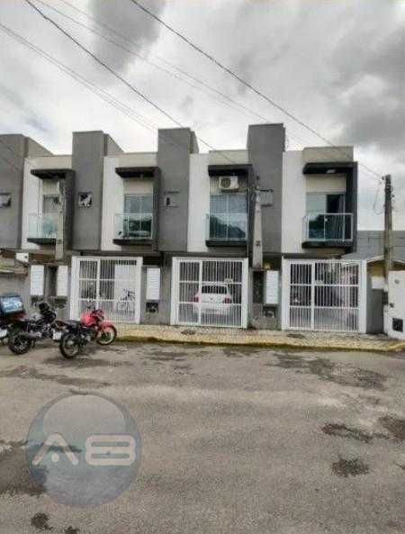 Sobrado Semi Mobiliado à Venda em Itapema do Norte, Morretes P...