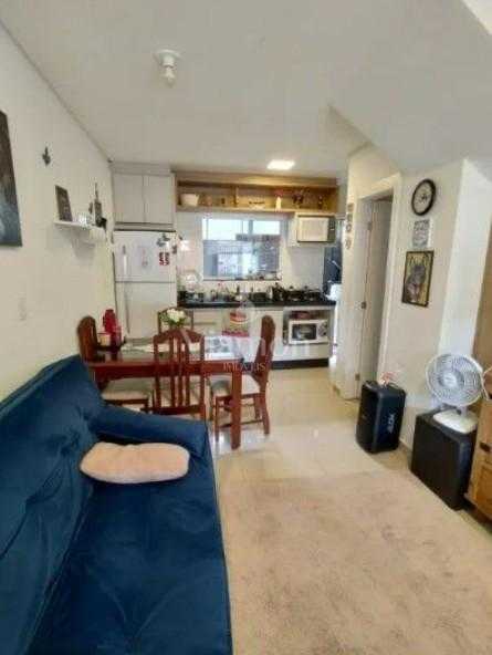 Sobrado Semi Mobiliado à Venda em Itapema do Norte, Morretes P...