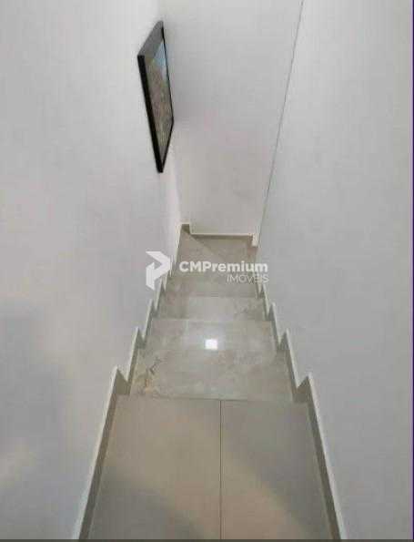 Sobrado Semi Mobiliado à Venda em Itapema do Norte, Morretes P...