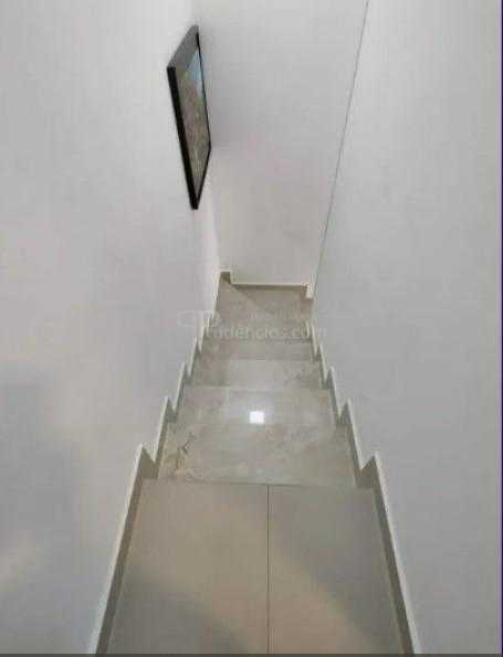 Sobrado Semi Mobiliado à Venda em Itapema do Norte, Morretes P...