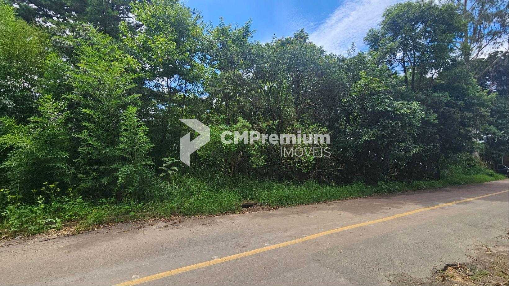 Terreno urbano de 11.000 m  com nascente e bosque a 14 km de C...