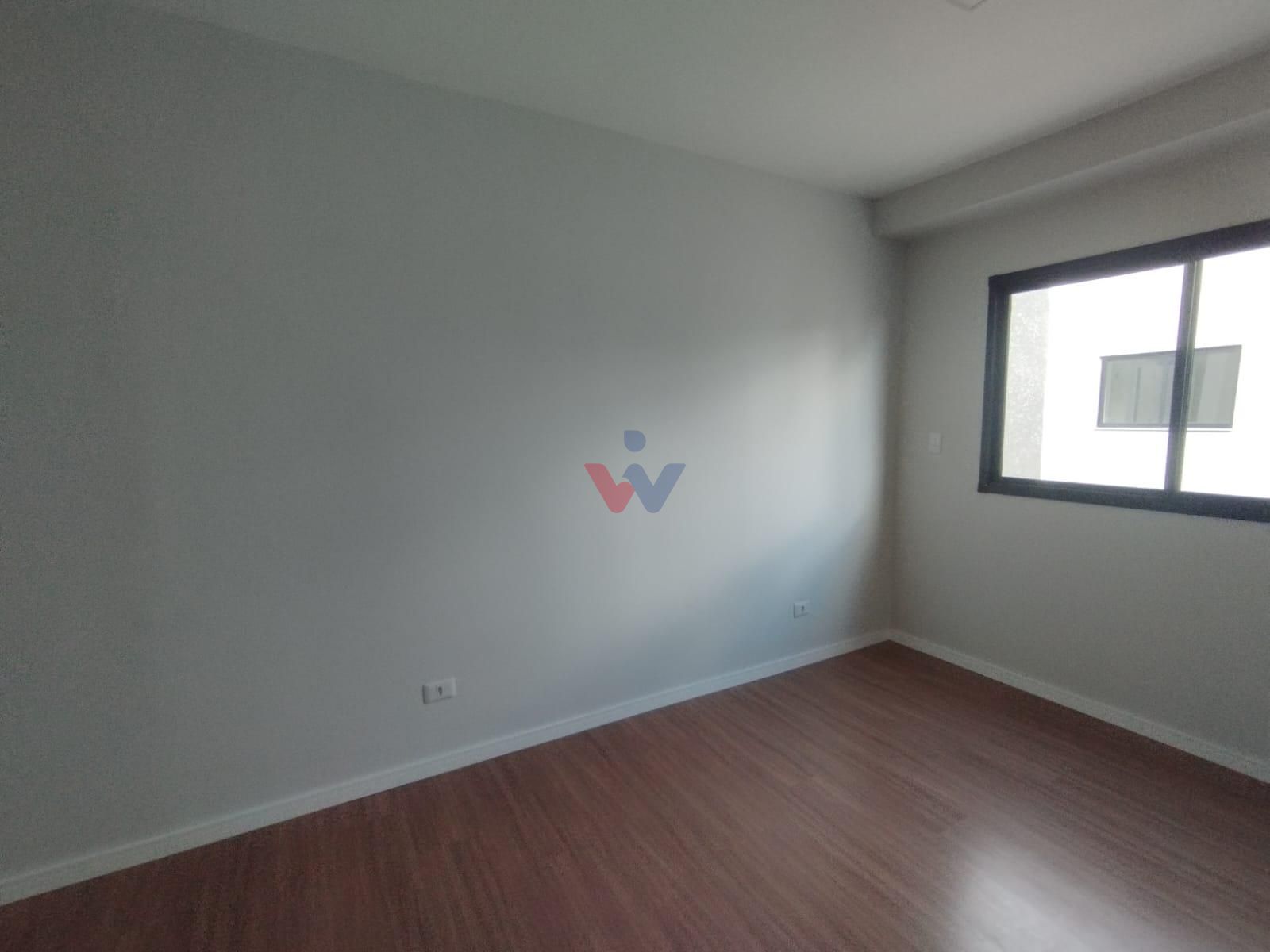 Sobrado Amplo e Moderno com Diferenciais à Venda no Bairro Ube...