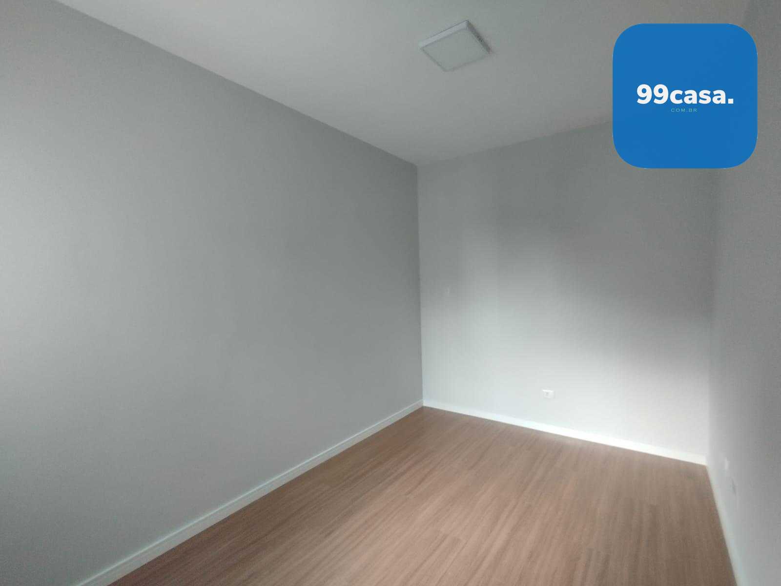 Sobrado Amplo e Moderno com Diferenciais à Venda no Bairro Ube...