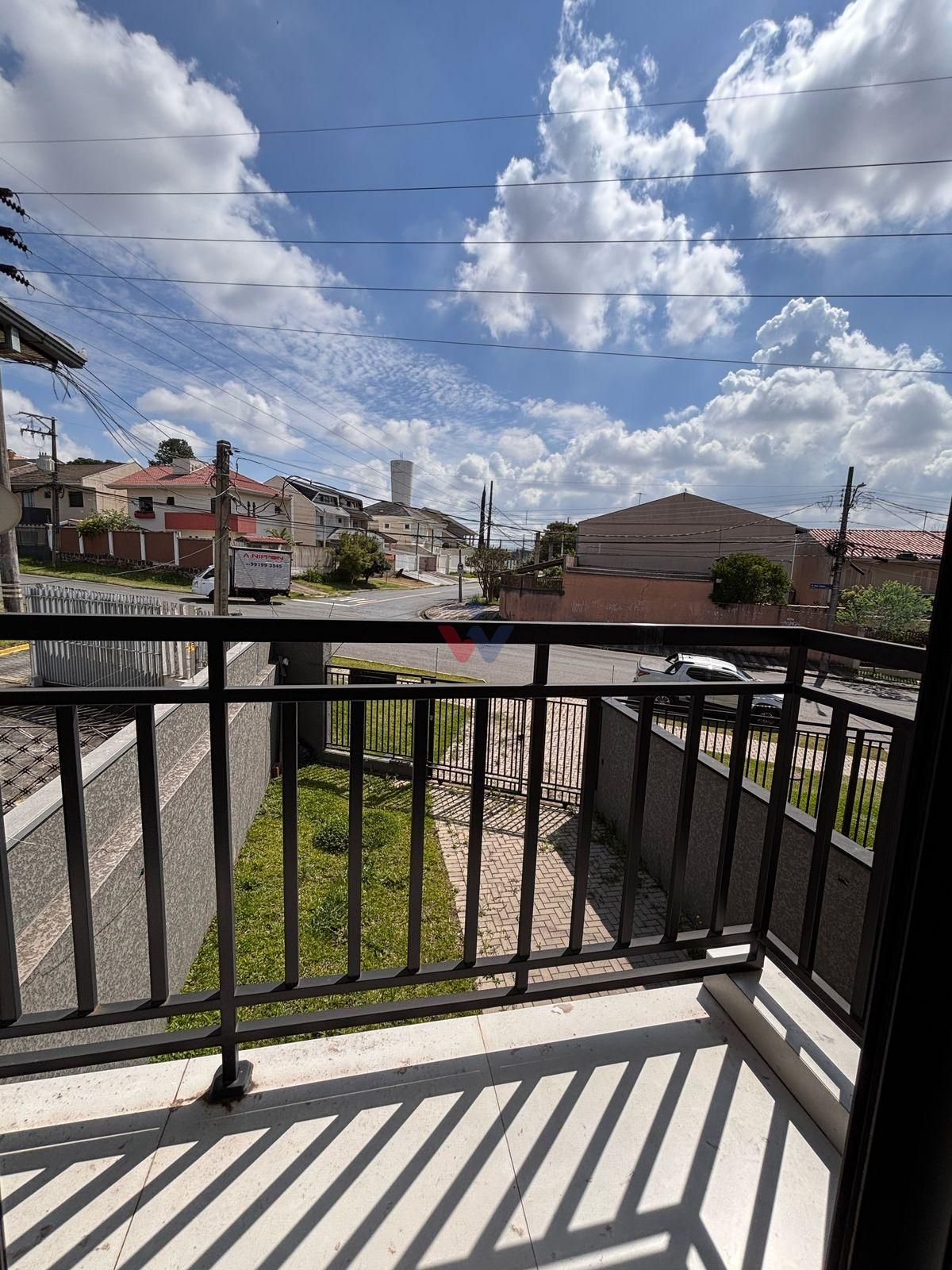 Sobrado à Venda no Bairro Uberaba  3 Quartos, Suíte e Ático