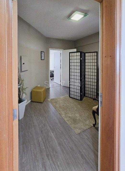 Sala Comercial 32m  no Medical Arts Building  Centro   Alto da XV