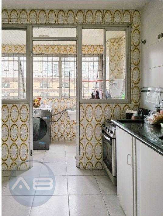 Apartamento 70m  no Edifício Sabrina  2 quartos, ótima localiz...