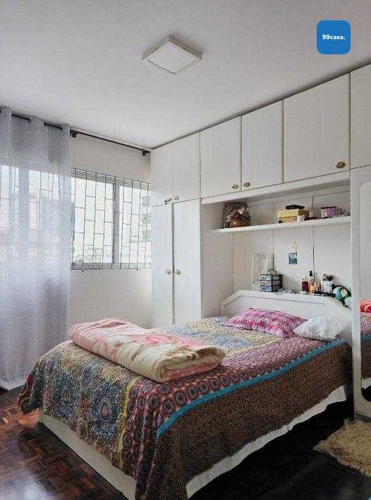 Apartamento 70m  no Edifício Sabrina  2 quartos, ótima localiz...