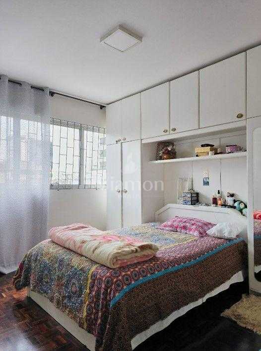 Apartamento 70m  no Edifício Sabrina  2 quartos, ótima localiz...