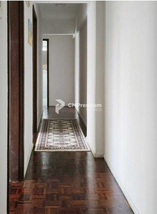 Apartamento 70m  no Edifício Sabrina  2 quartos, ótima localiz...